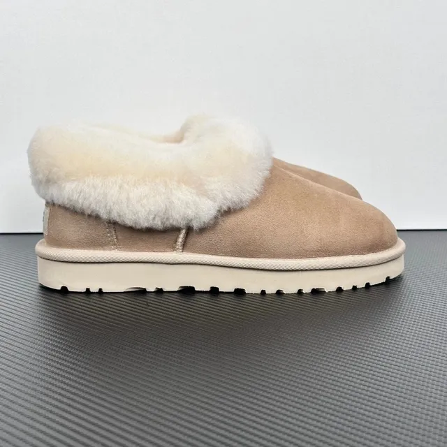 UGG Classic Mini Shearling Lined