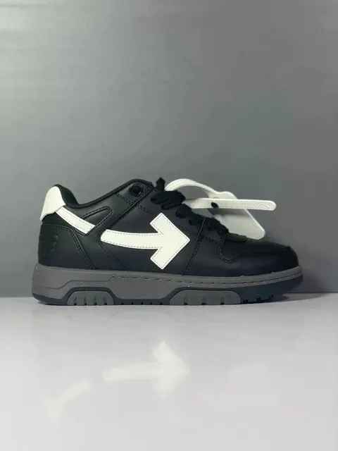 Off-White Arrow Sneaker Black/White