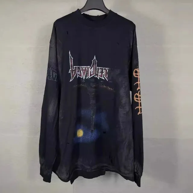 Long-Sleeve Graphic Tee Distressed Band Logo