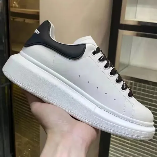 滴胶黑色
