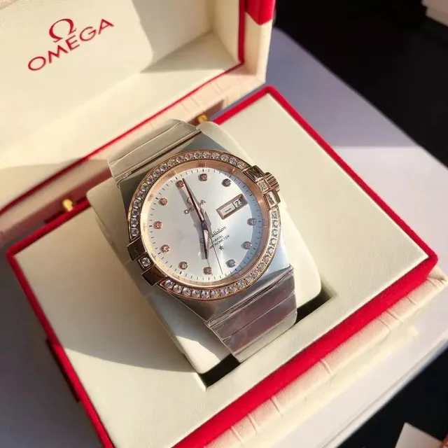 Omega Constellation Diamond Bezel with Mother-of-Pearl Dial