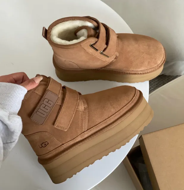 UGG Mini Platform Suede