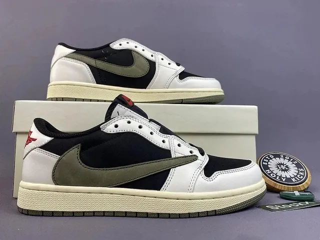Travis Scott Air Jordan 1 Low Cactus Jack