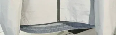 白灰色