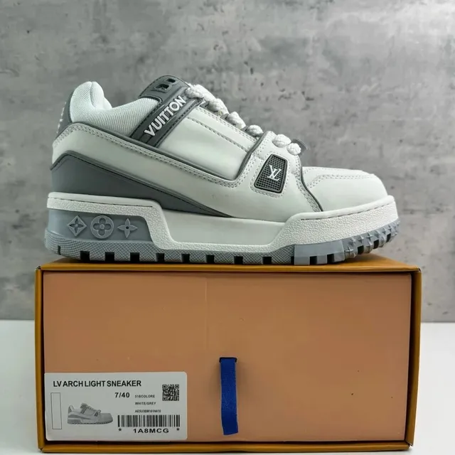 Louis Vuitton LV Arch Light Sneaker