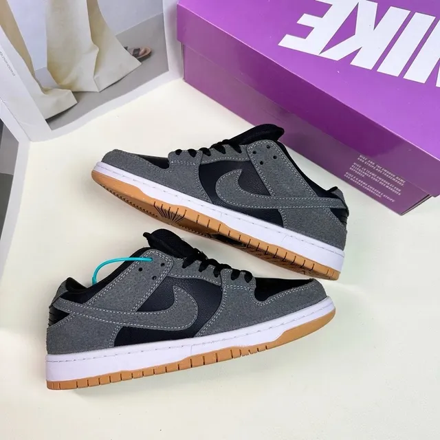 Nike Dunk Low Grey Black Gum