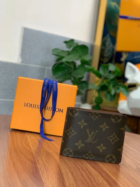 Louis Vuitton Bifold Wallet Monogram Canvas Brown
