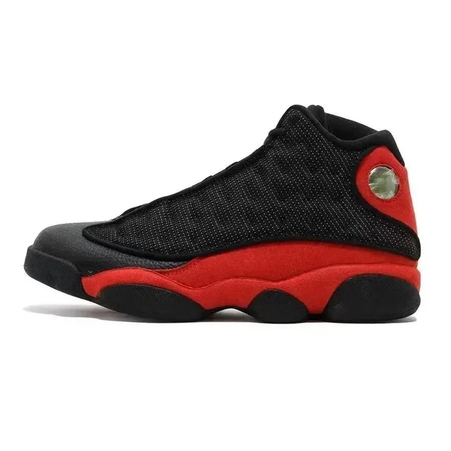 Air Jordan 13 Bred