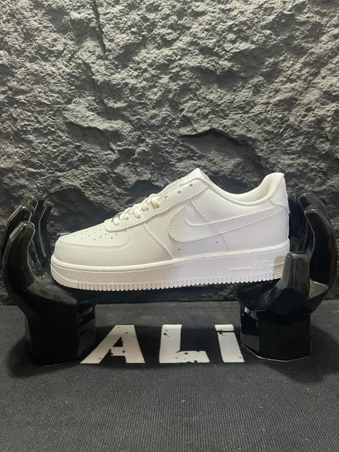 Nike Air Force 1 Low Triple White