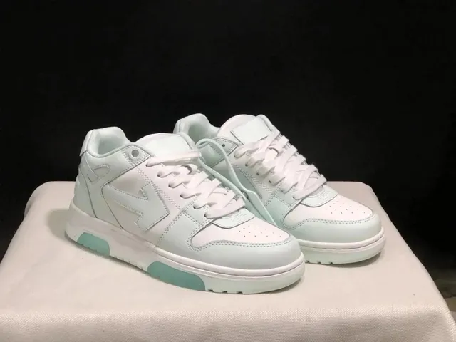 Off-White Low Mint Accents