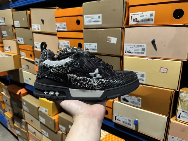 Nike Air Max TN Off-White Fragment