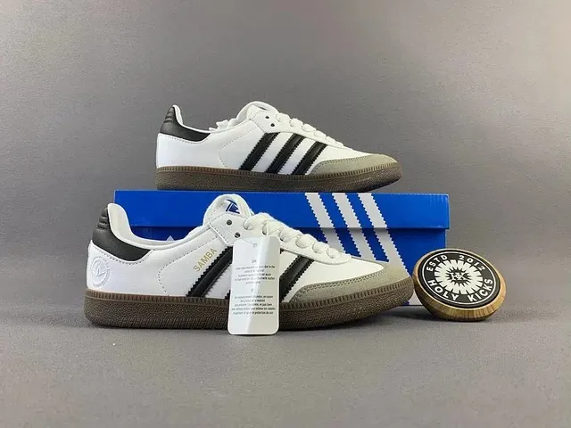 Adidas Gazelle White Black Gum
