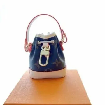 Louis Vuitton On The Go Mini Bucket Monogram Canvas