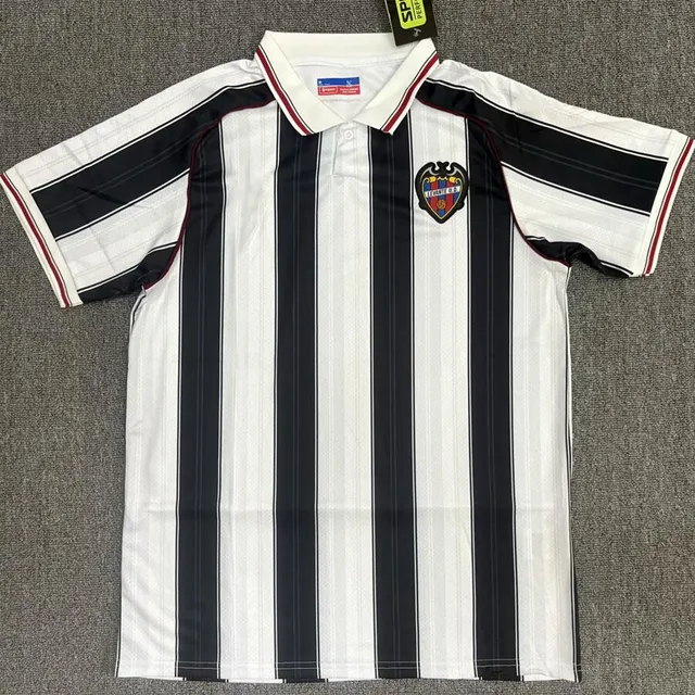 Nike Levante UD Home Jersey 1990s Striped