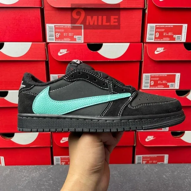 Nike × Travis Scott Dunk Low Retro Black Teal