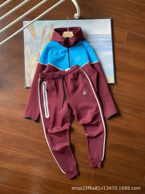 Nike Tech Fleece Set Color-Block