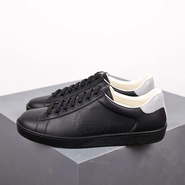 Gucci GG Marmont Sneaker Perforated GG