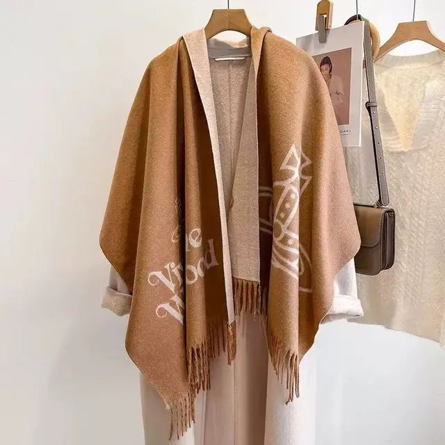 Saturn camel color