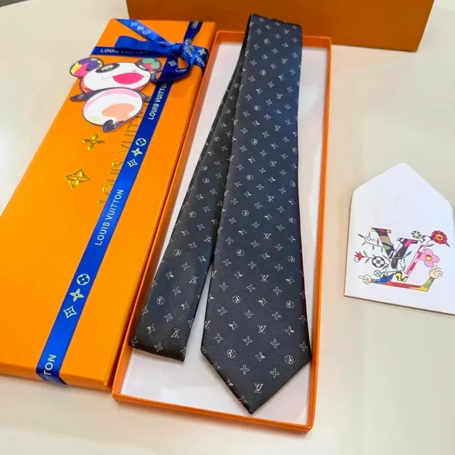 Louis Vuitton × KAWS Necktie Monogram Print