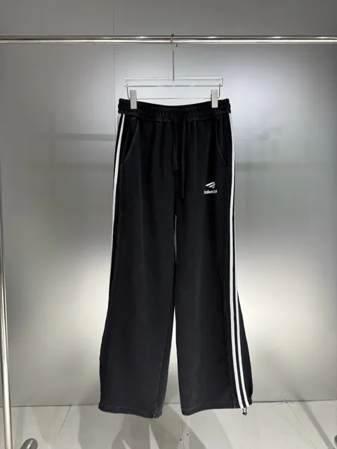 黑色4