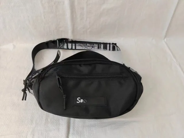 Supreme Waist Bag Box Logo