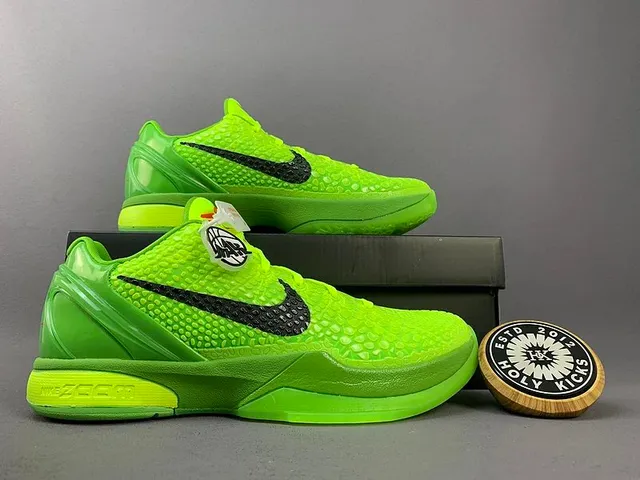 Kobe 6 Protro Grinch