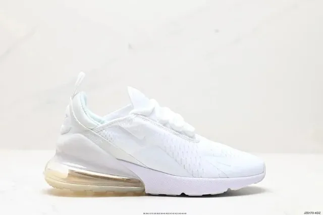 Nike Air VaporMax Triple White