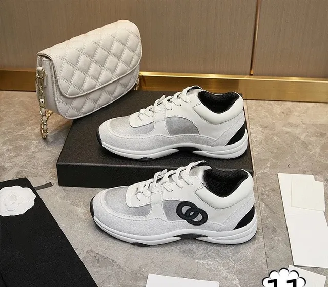 Chanel Sneaker CC Logo