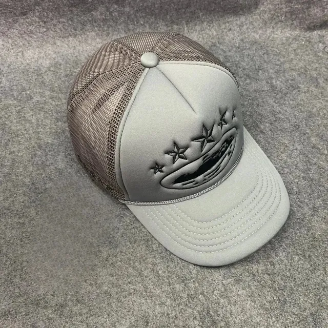 Corteiz Trucker Cap UFO Stars