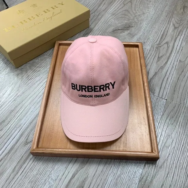 Burberry Baseball Cap Logo Embroidered