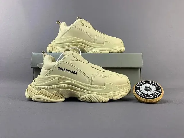 Balenciaga Triple S
