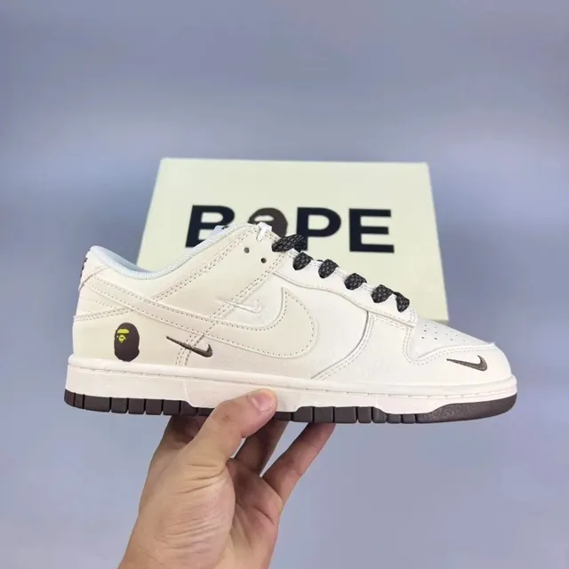 Nike × BAPE Dunk Low