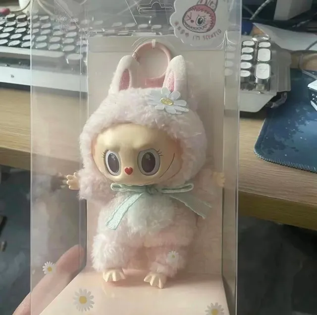 Pop Mart Labubu Bunny Figure Fluffy Daisy Edition