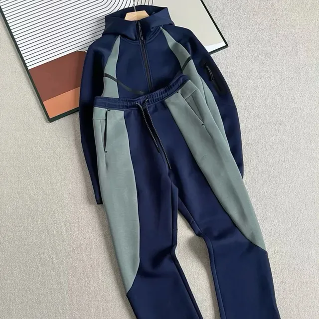 Nike Tech Fleece Hoodie and Joggers Color-Blocked