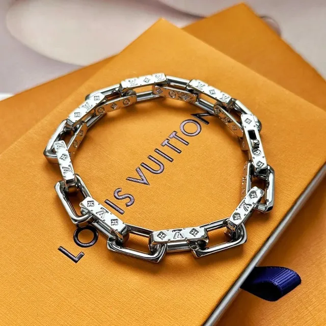 Louis Vuitton Chain Bracelet LV Logo Links with Crystals