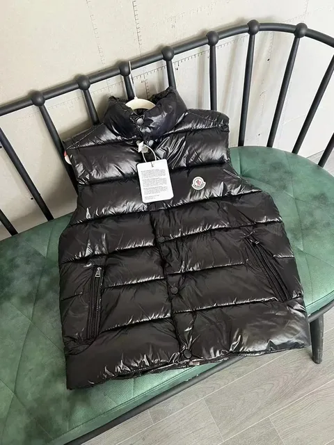 Vest-1