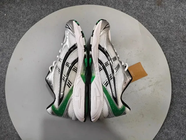 Asics Gel-Kayano 14