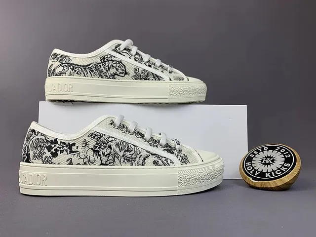 Dior B22 Tiger Print