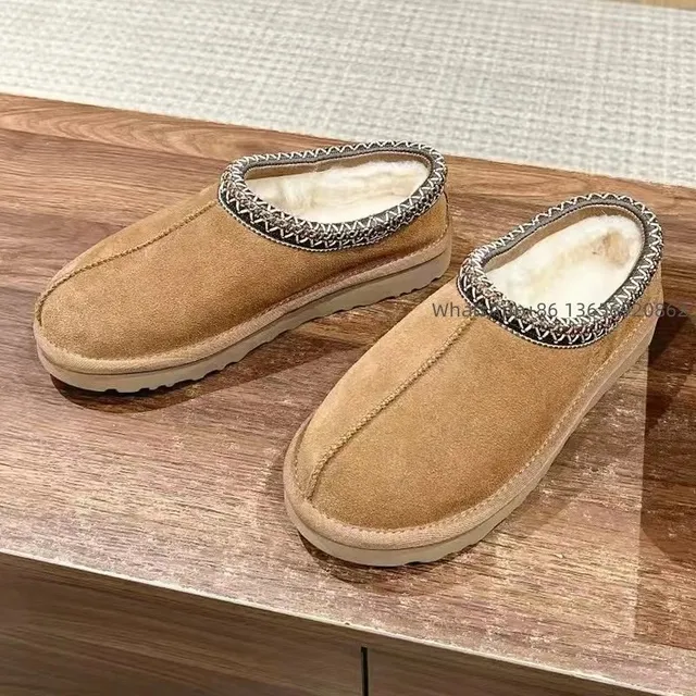 UGG Classic Mini Shearling Lined