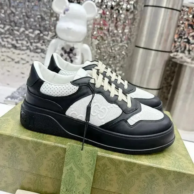 Gucci LV Trainer Black and White