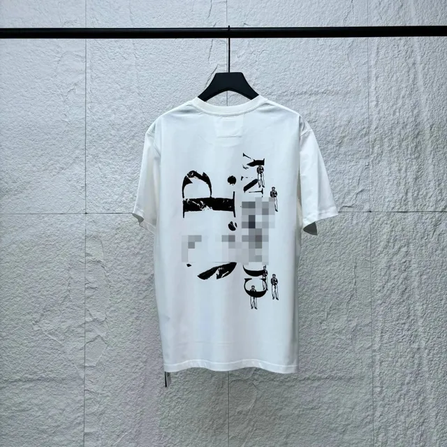 Off-White Graphic T-Shirt Abstract Print