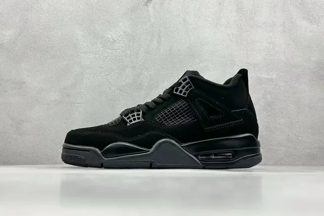 Air Jordan 4 Triple Black
