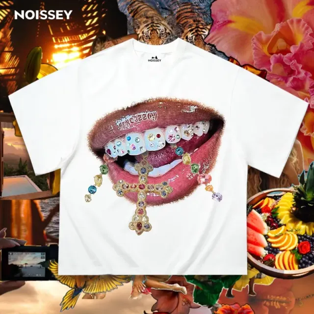 Noissey Graphic Tee Jeweled Lips Print