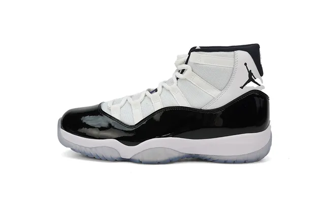 Air Jordan 11 Concord