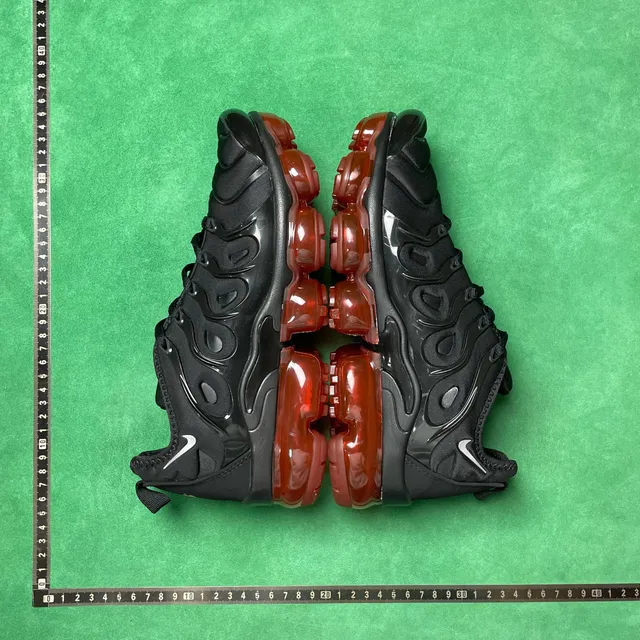 15号黑红底CV1646-001