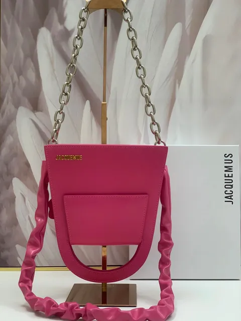 Jacquemus Le Chiquito Ruched Chain Strap