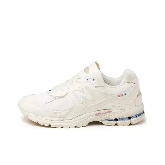 New Balance 2002R