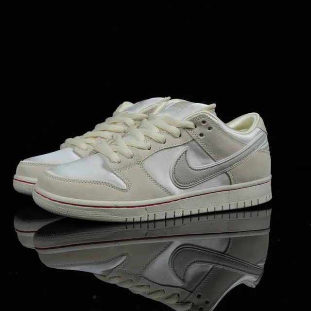 Dunk SB 白色-FZ5654-100