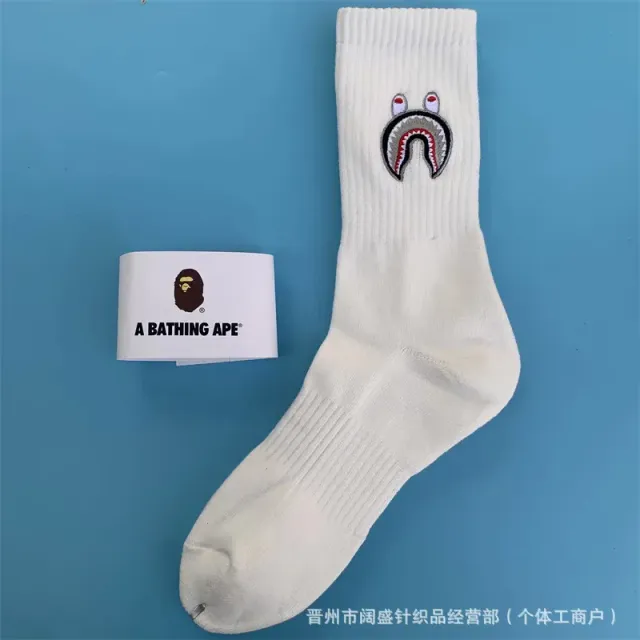 长款白色鲨鱼
