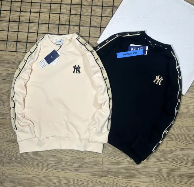 MLB Crewneck Sweatshirt NY Yankees Tape Trim